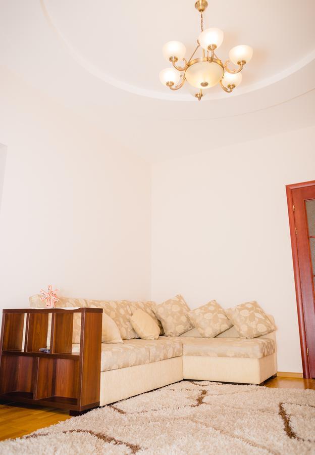 Dorosh apartamet Apartment Lviv Bagian luar foto
